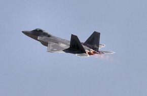 USAF F-22A Raptor Stealth Fighter