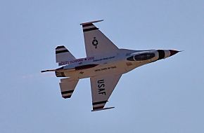 USAF Thunderbirds Flight Demonstration Team