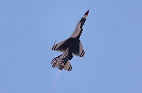 USAF Thunderbirds Flight Demonstration Team