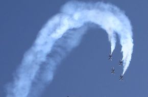 USAF Thunderbirds Flight Demonstration Team F-16 Falcon