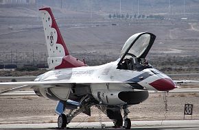 USAF Thunderbirds Flight Demonstration Team