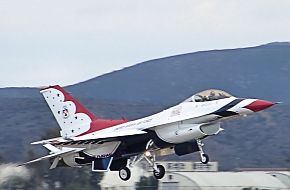 USAF Thunderbirds Flight Demonstration Team