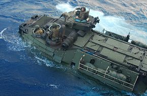 USMC Amphibious Assault Vehicle P7/A1