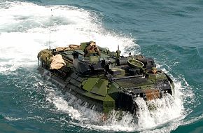 USMC Amphibious Assault Vehicle P7/A1