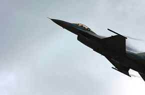 USAF F-16 Falcon Fighter Aircraft