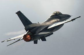 USAF F-16 Falcon Fighter