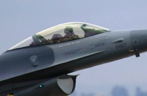 USAF F-16 Falcon Fighter