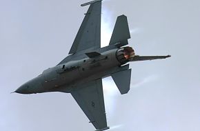 USAF F-16 Falcon Fighter