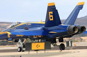 US Navy Blue Angels Flight Demonstration Team