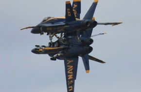 US Navy Blue Angels Flight Demonstration Team