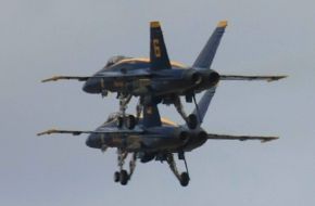 US Navy Blue Angels Flight Demonstration Team