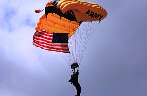 US Army Golden Knights Parachute Team