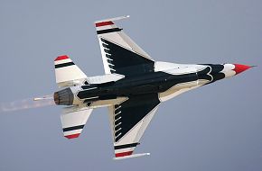 USAF Thunderbirds Flight Demonstration Team