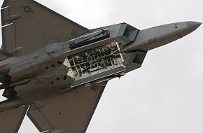 USAF F-22A Raptor Weapons Bay Sequence