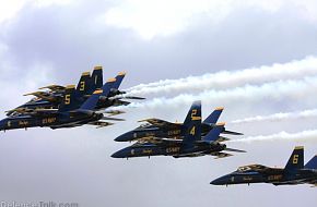 US Navy Blue Angels Flight Demonstration Team