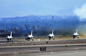 USAF Thunderbirds Flight Demonstration Team