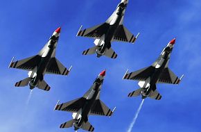 USAF Thunderbirds Flight Demonstration Team