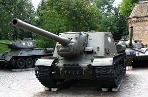 ISU-122, T-34, T-55A