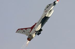 USAF Thunderbirds Flight Demonstration Team