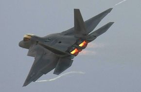 USAF F-22A Raptor Stealth Fighter