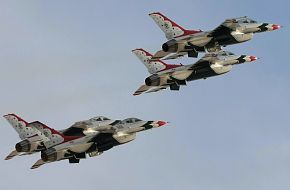 USAF Thunderbirds Flight Demonstration Team