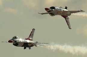 USAF Thunderbirds Flight Demonstration Team