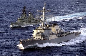 USS John S. McCain (DDG 56) with HMAS Brisbane (DDG 41) - US Navy