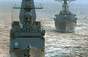 DD 968 and DDG 72 Destroyers - US Navy