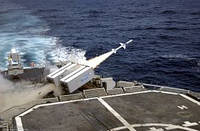 DDG 991 fires a Sea Sparrow surface-to-air missile - US Navy