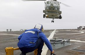 SH-60B Helicopter USS Benfold DDG 65 - Guided Missile Destroyer - US Navy