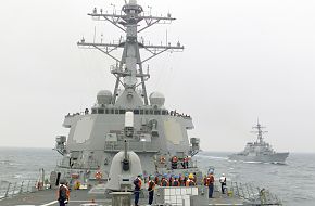 USS Benfold DDG 65 - Guided Missile Destroyer - US Navy