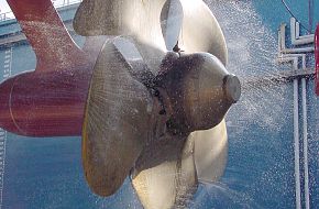 DDG-81 Propellers - US Navy