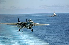 Guided-missile destroyer USS Mahan (DDG 72)