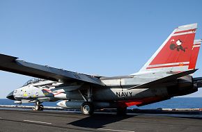 F-14 Tomcat - US Navy Fighter Aircraft