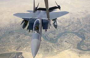 F-15 refueling over Iraq