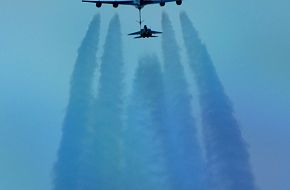 F-15 gets gas at 20,000 Feet