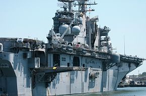 USS Bataan LHD 5 Amphibious Assault Ship