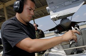 F-22 Raptor - Stealth Fighter Aircraft, US Air Force