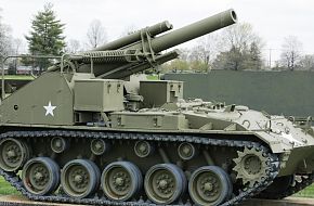 US Army M41 Gorilla 155mm SPG