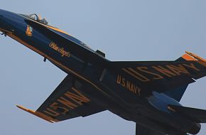 US Navy Blue Angels Flight Demonstration Team