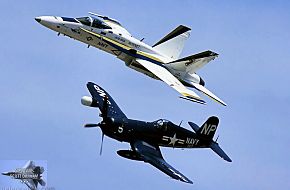 F/A-18C  F4U US Navy Legacy Flight