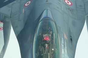 F-16 Refueling From a KC-135