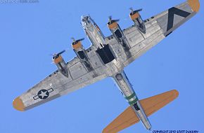 US Army Air Corps B-17 Flying Fortress Heavy Bomber