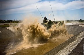 BMD-4 water crossing