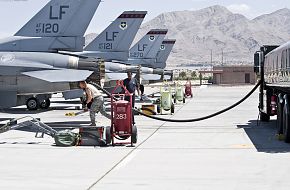 Refueling F-16CG of Singapore Air Force at Red Flag 2010