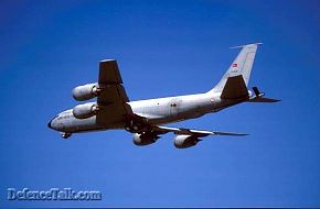 KC-135 R