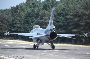 F-16