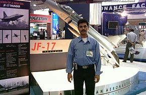 JF-17 model @ IDEAS 2004