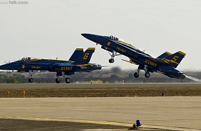 F-18 Blue Angels - Miramar 2010 air show