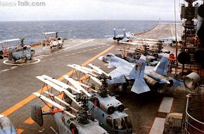 Ka-27 and Su-33 on Kuznetsov